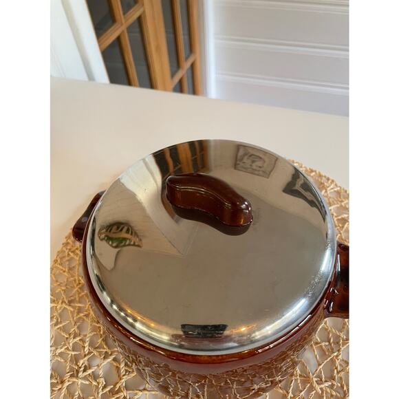 Vintage West Bend Glazed Stoneware Crock with Stainless Steel Lid - Picture 3 of 4